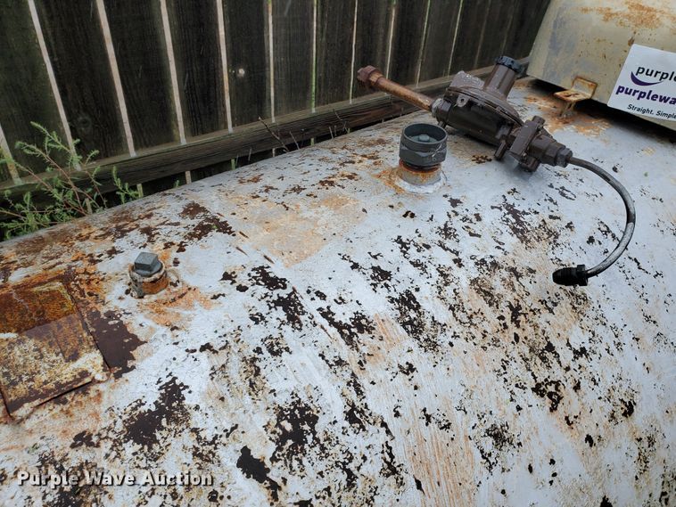 image for item DF5711 Propane tank