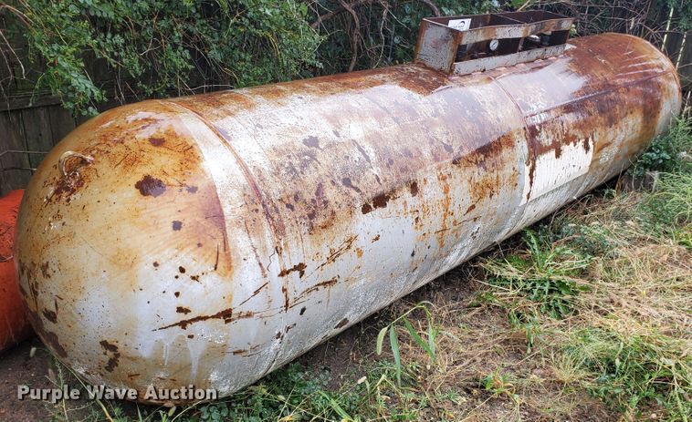 image for item DF5712 Beaird propane tank