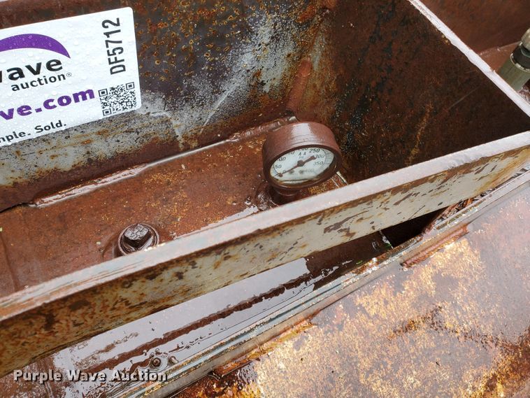 image for item DF5712 Beaird propane tank