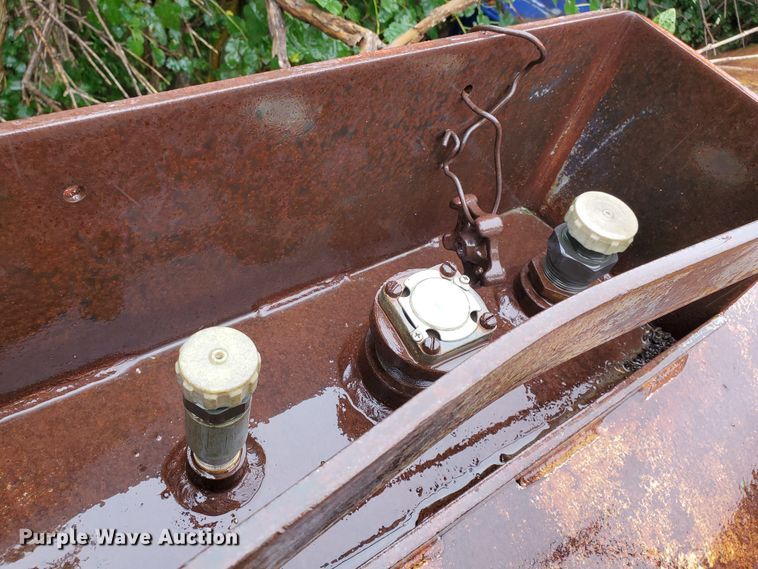 image for item DF5712 Beaird propane tank