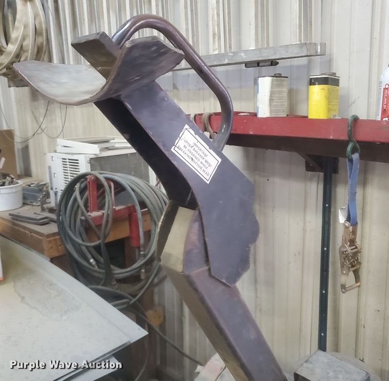 image for item DF5717 Bushman 4400 tire machine