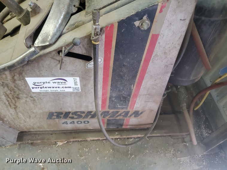 image for item DF5717 Bushman 4400 tire machine