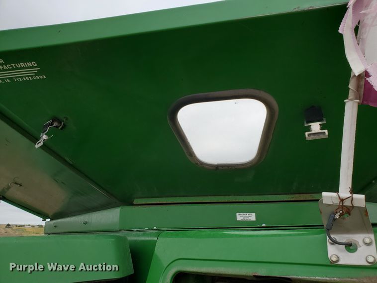 image for item DF5724 1990 John Deere 9600 RWA combine