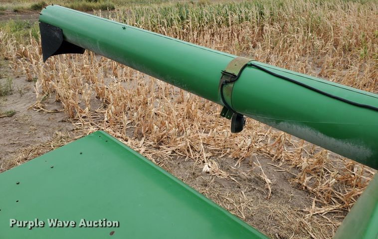 image for item DF5724 1990 John Deere 9600 RWA combine