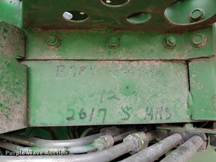 image for item DF5724 1990 John Deere 9600 RWA combine