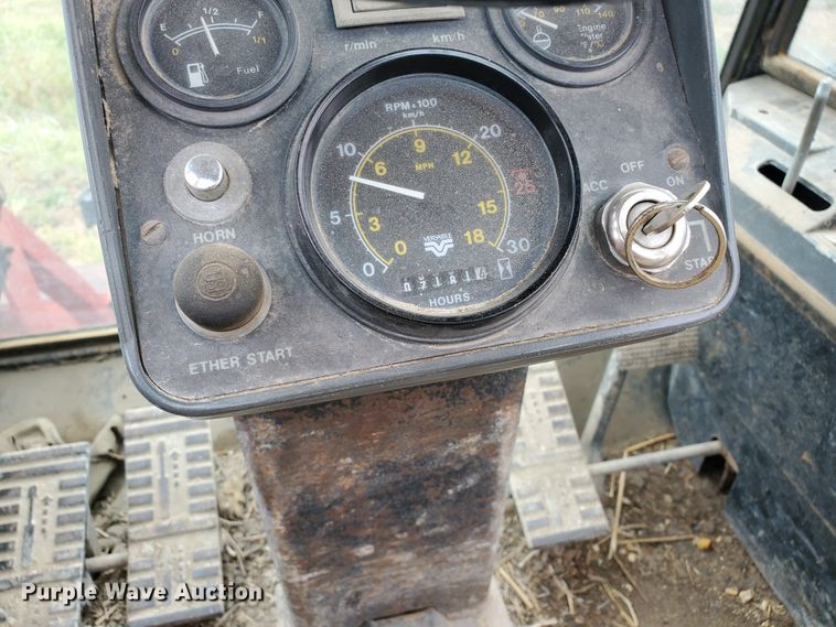 image for item DF5726 1985 Versatile 276  4WD bi-directional tractor