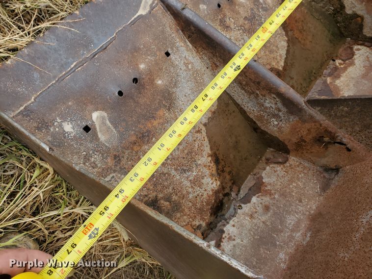 image for item DF5726 1985 Versatile 276  4WD bi-directional tractor