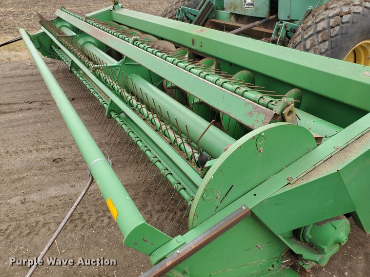 image for item DF5727 John Deere 3830  windrower