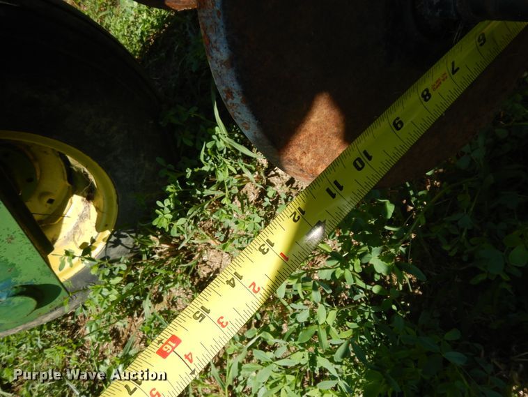 image for item DF6667 2007 John Deere 750 split row grain drill