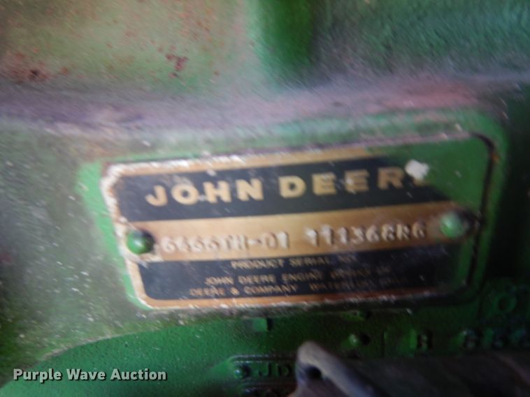 image for item DF6670 1980 John Deere 6620 combine