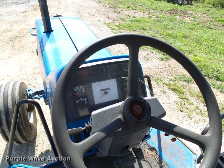image for item DG2099 1993 New Holland 8340  tractor