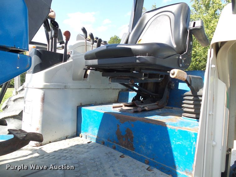 image for item DG2099 1993 New Holland 8340  tractor