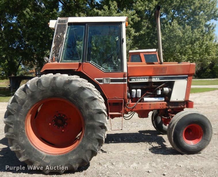 image for item DH0018 International 1486  tractor