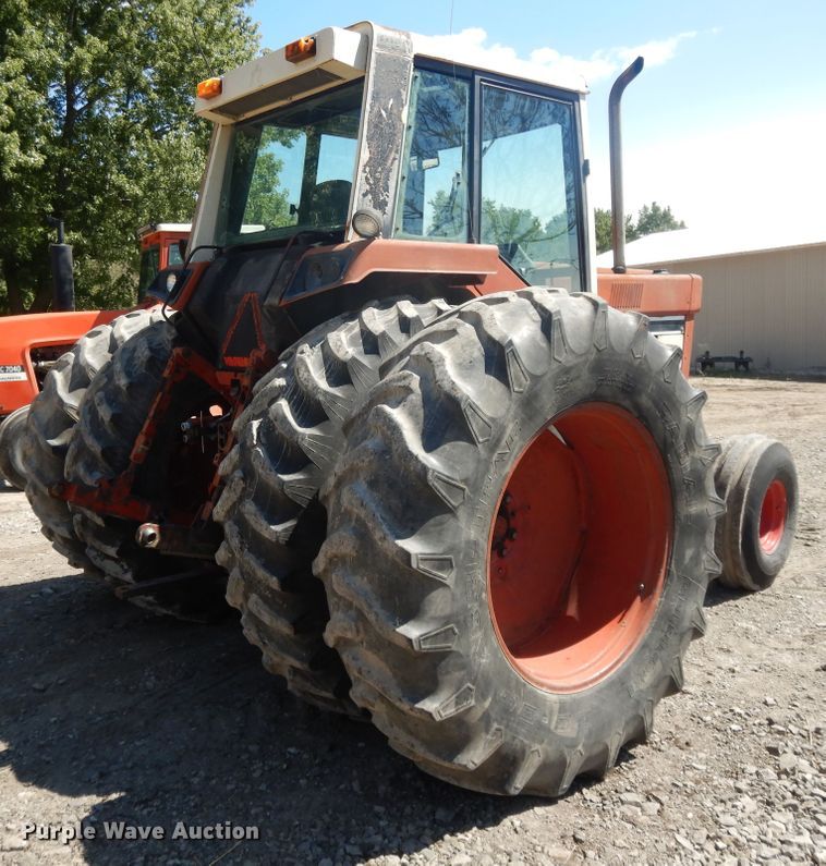 image for item DH0018 International 1486  tractor