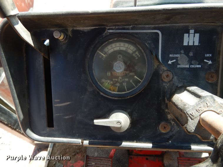 image for item DH0018 International 1486  tractor