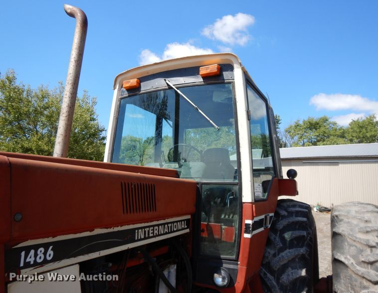image for item DH0018 International 1486  tractor
