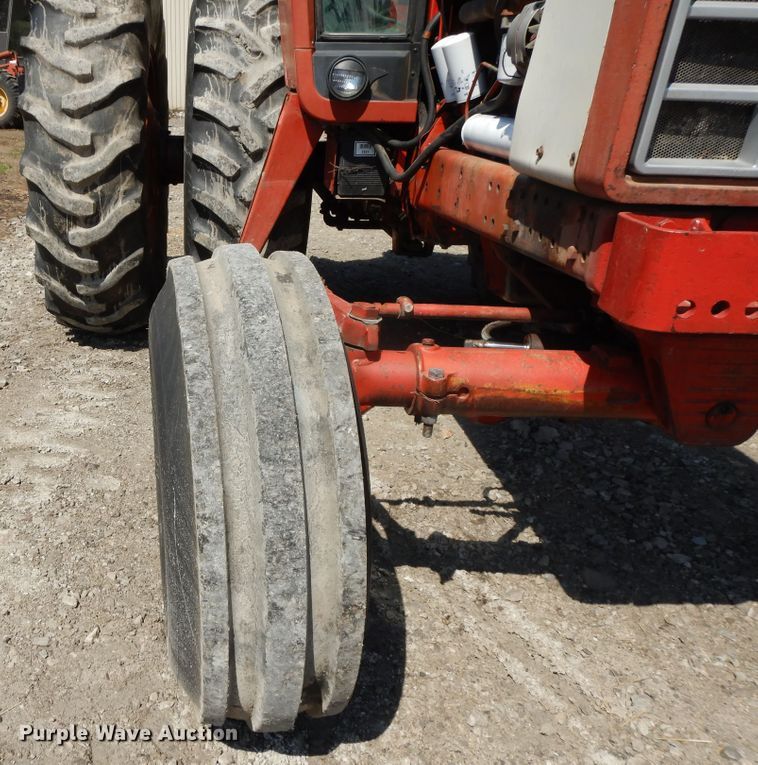 image for item DH0018 International 1486  tractor