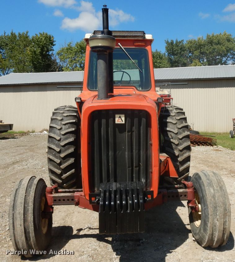 image for item DH0019 Allis Chalmers 7040  tractor