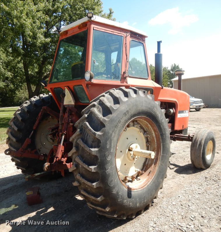 image for item DH0019 Allis Chalmers 7040  tractor