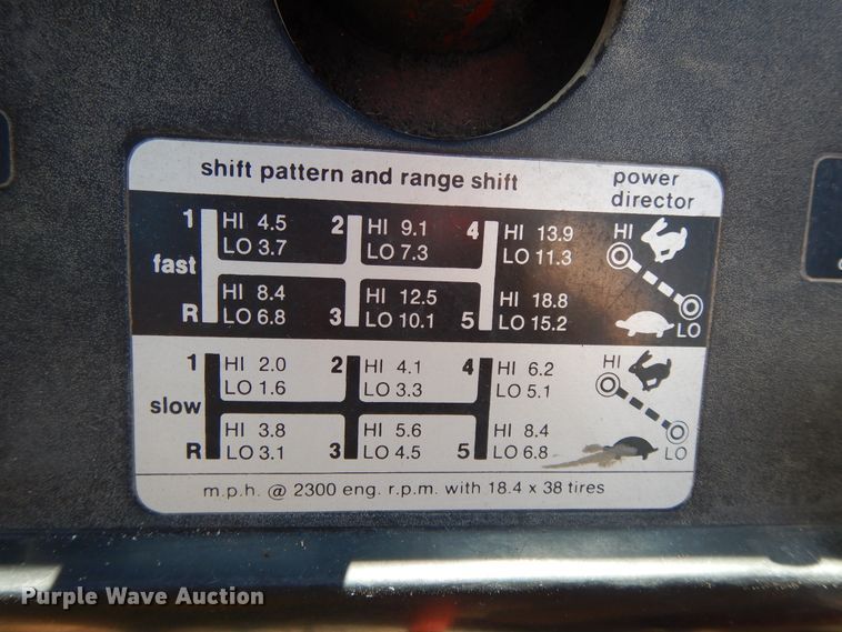 image for item DH0019 Allis Chalmers 7040  tractor