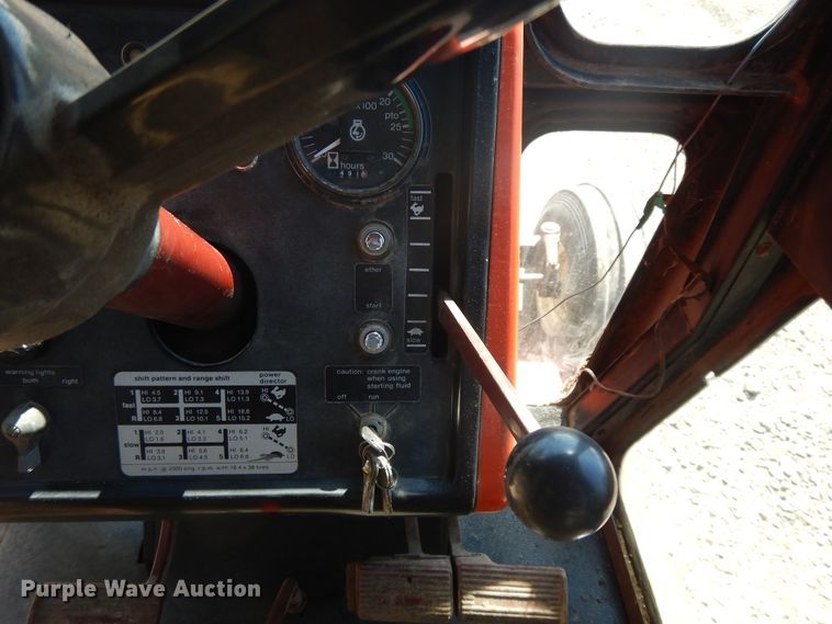 image for item DH0019 Allis Chalmers 7040  tractor