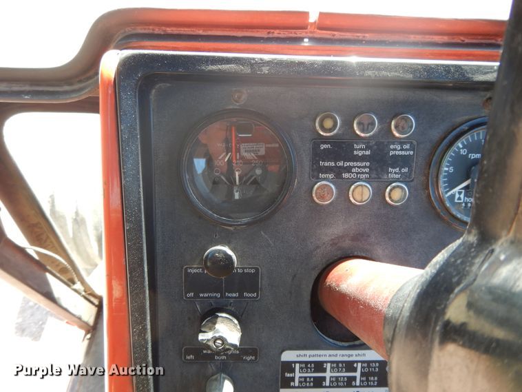 image for item DH0019 Allis Chalmers 7040  tractor