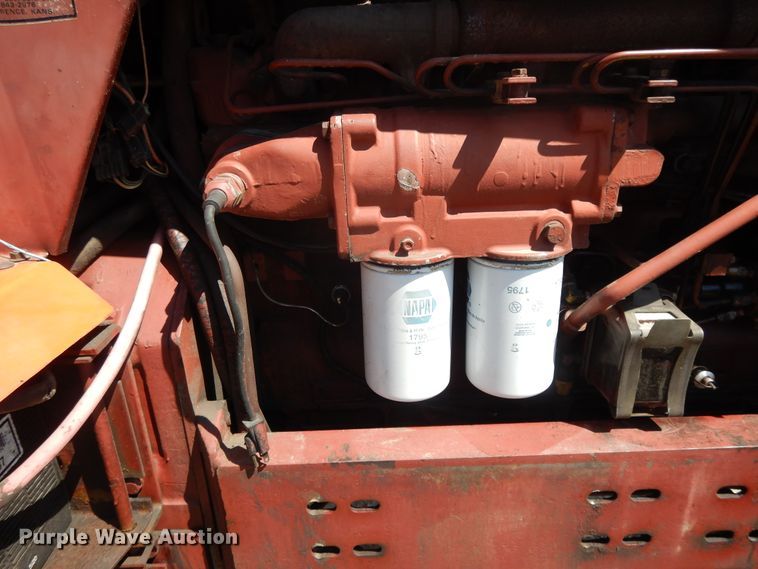 image for item DH0019 Allis Chalmers 7040  tractor