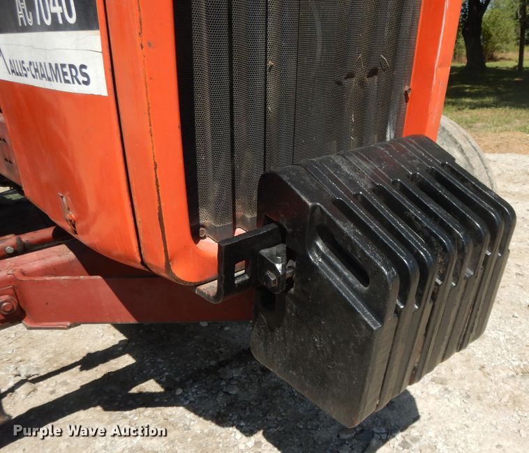 image for item DH0019 Allis Chalmers 7040  tractor