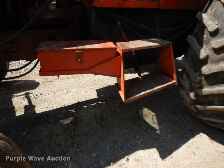 image for item DH0019 Allis Chalmers 7040  tractor