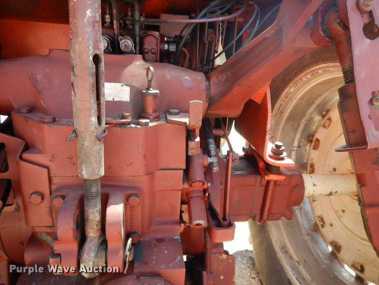 image for item DH0019 Allis Chalmers 7040  tractor