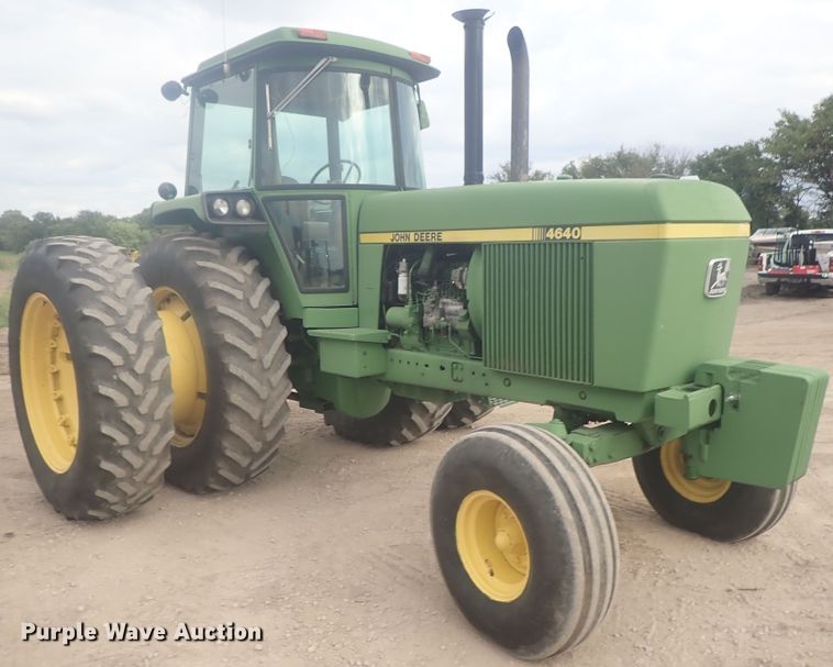 image for item DI4734 John Deere 4640  tractor