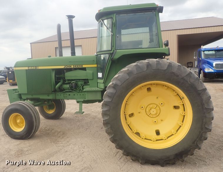 image for item DI4734 John Deere 4640  tractor