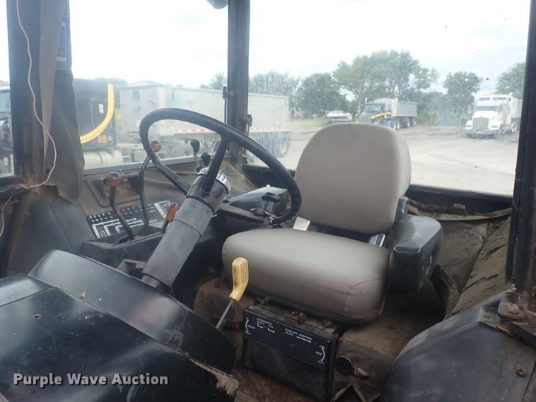 image for item DI4734 John Deere 4640  tractor