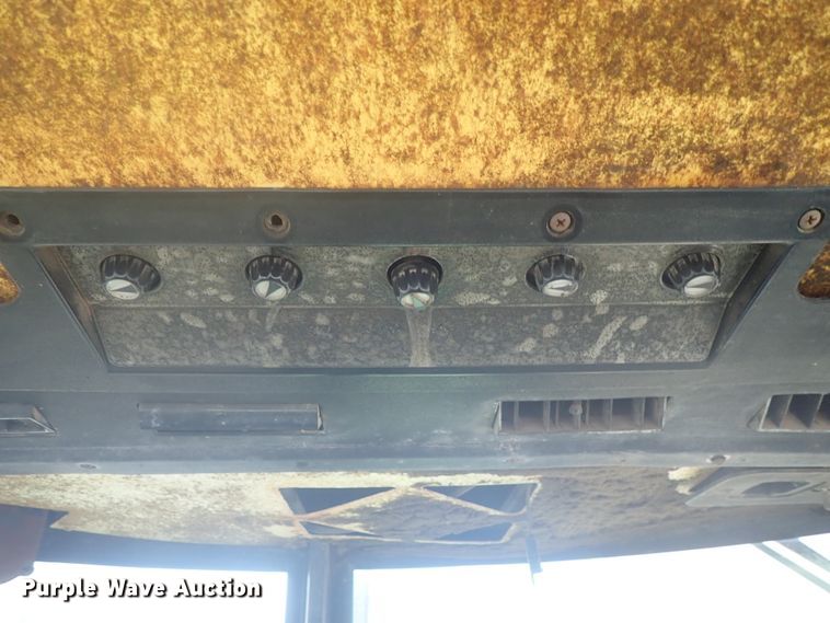 image for item DI4734 John Deere 4640  tractor