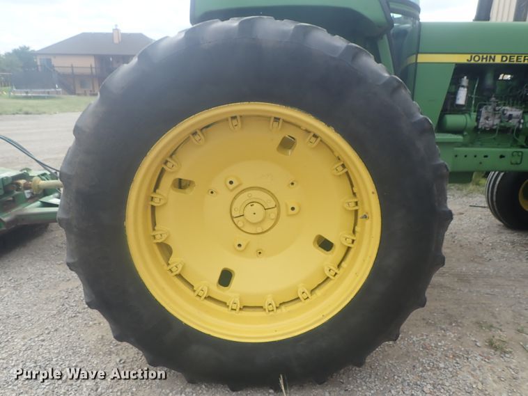 image for item DI4734 John Deere 4640  tractor