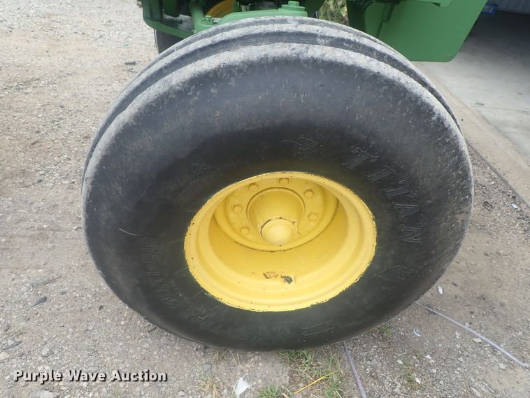 image for item DI4734 John Deere 4640  tractor