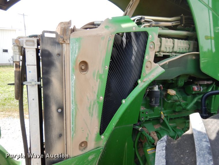 image for item DI7594 2013 John Deere 8285R  MFWD tractor