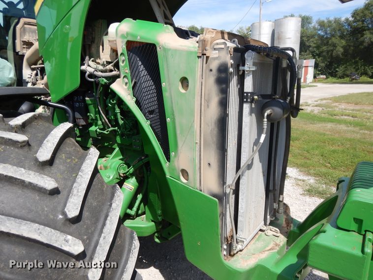 image for item DI7594 2013 John Deere 8285R  MFWD tractor