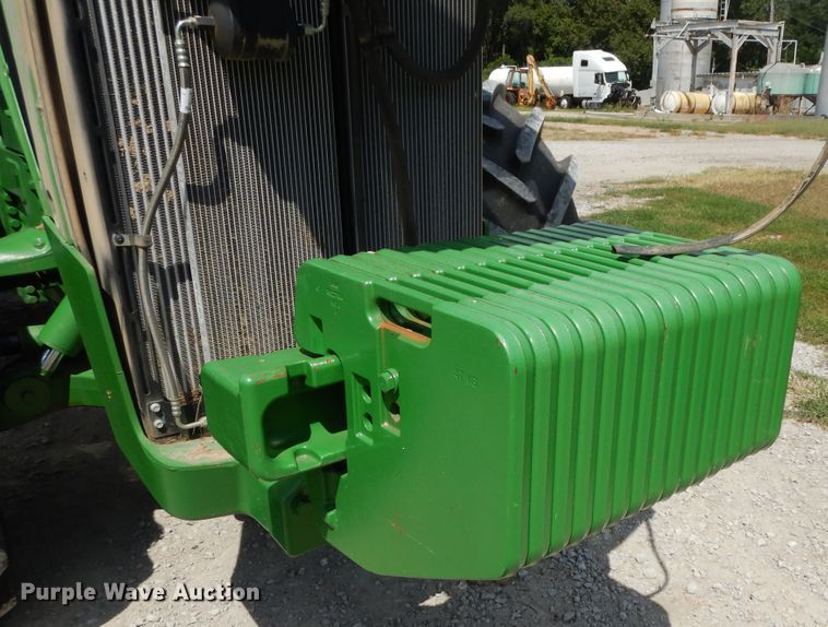 image for item DI7594 2013 John Deere 8285R  MFWD tractor