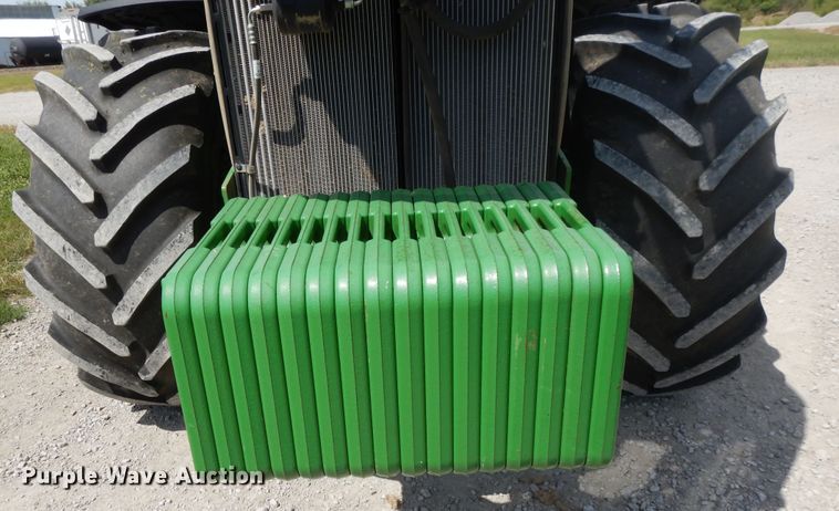 image for item DI7594 2013 John Deere 8285R  MFWD tractor