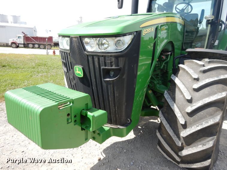 image for item DI7594 2013 John Deere 8285R  MFWD tractor