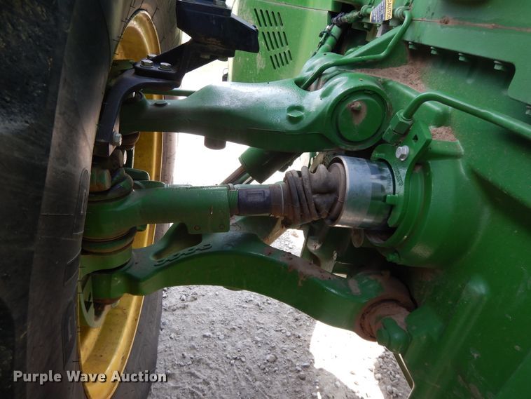 image for item DI7594 2013 John Deere 8285R  MFWD tractor