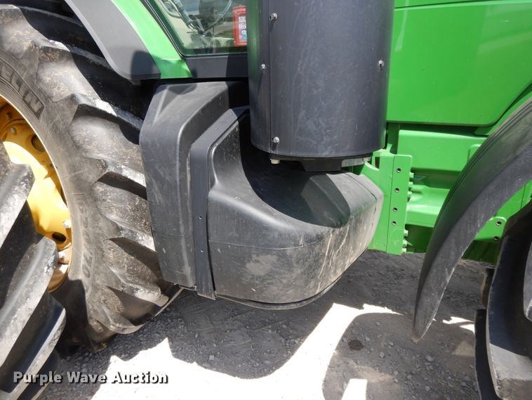 image for item DI7594 2013 John Deere 8285R  MFWD tractor