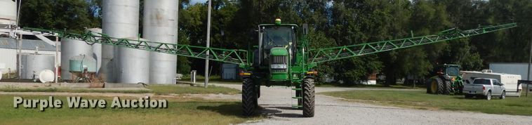 image for item DI7595 2013 John Deere 4630 sprayer