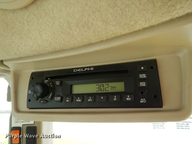 image for item DI7595 2013 John Deere 4630 sprayer