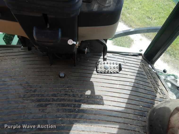 image for item DI7595 2013 John Deere 4630 sprayer