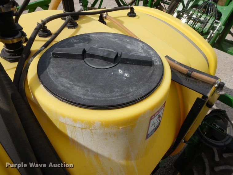 image for item DI7595 2013 John Deere 4630 sprayer