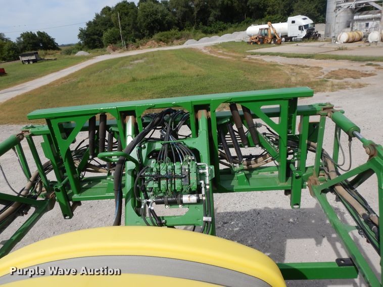 image for item DI7595 2013 John Deere 4630 sprayer