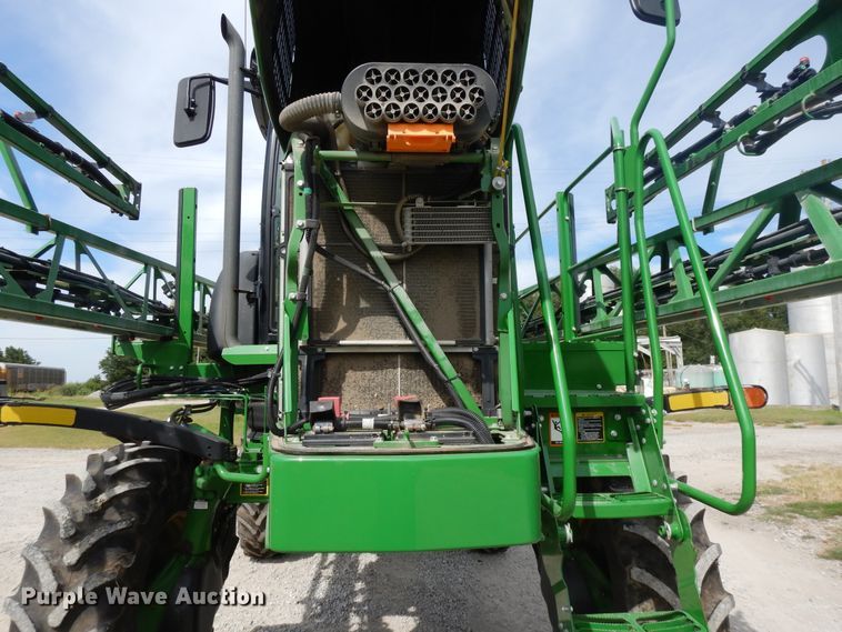image for item DI7595 2013 John Deere 4630 sprayer