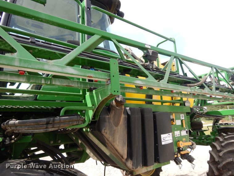 image for item DI7595 2013 John Deere 4630 sprayer